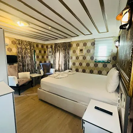 Sophia Apartment