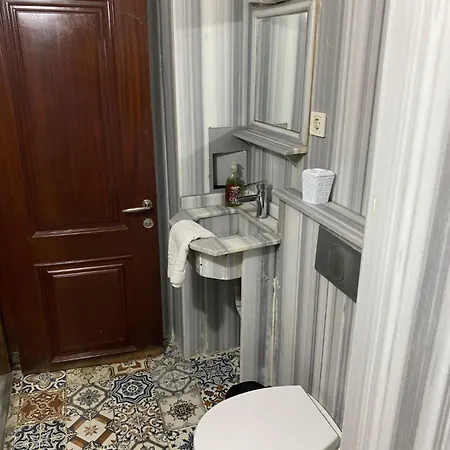 Sophia Apartament *